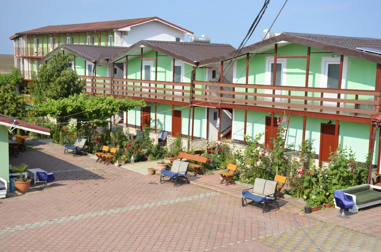 Casa Bucuria Hotel Costinesti Buitenkant foto